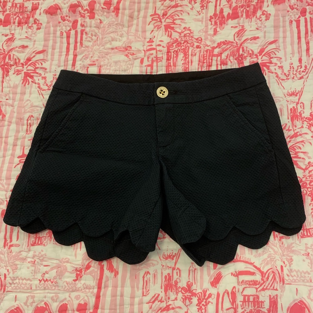 Lilly Pulitzer buttercup shorts